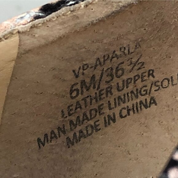 Vince Camuto Women's Size 6M Aparla Brown Snake Print Leather High Heel Pumps - Picture 16 of 16